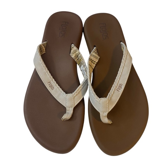 Flojos Women's Ladies Josie Thong Sandals Flip Flops White Memory Foam Size 10 - Picture 1 of 6